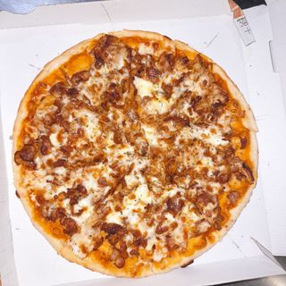 41. Pizza kebab de pollo 