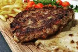 Gurmanska pljeskavica u lepinji 230 gr