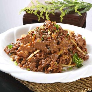 B3 Bœuf au Cumin孜然牛肉