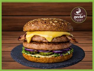 Burger Light Bacon y Cheese (401 Cal, 59g proteínas, 33g carbohidratos, 15g grasas)