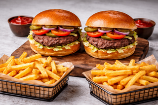 2x Burger+ 2x frytki