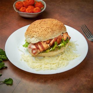 Punjeno rolovano belo