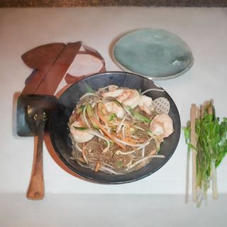 Spaghetti di soia con gamberi