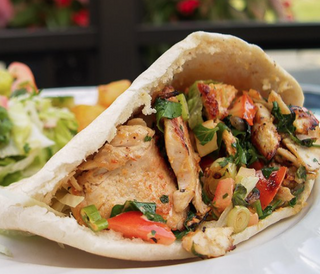Shawarma pita de pollo