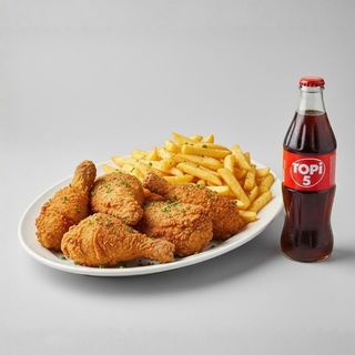 5Pcs Bbq Chicken Wings With Chips And A Drink