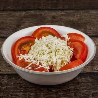 Salată de roșii cu telemea