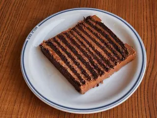 CHOKO WAVE CAKE (210g)