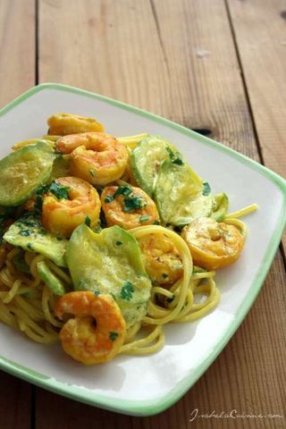 Spaghete cu creveti si dovlecei 