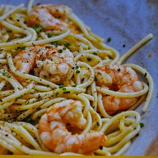 Espaguetis Salteados Con Gambas