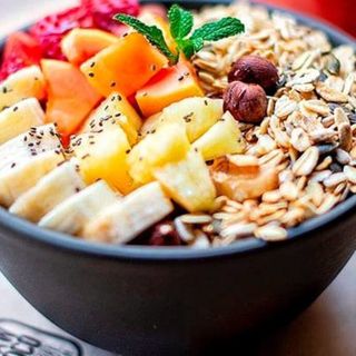 Granola bowl