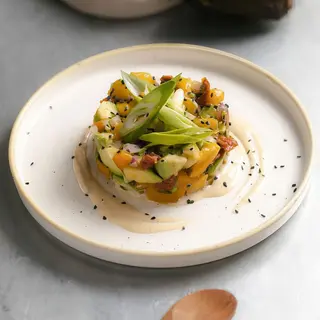 tartar de mango y aguacate