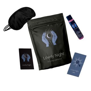 Set For Couple Lovely Night
