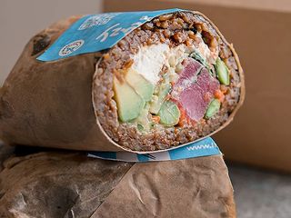 Суші БУРІТО з ТУНЦЕМ та сиром (2 варіанти) З СИРОМ ФІЛА