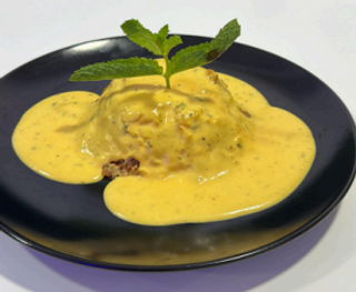 Mofongo Con Salsa De Queso