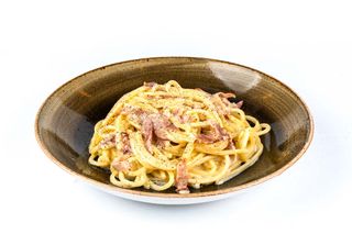 Spaghetti salsa al Parmigiano e Pancetta