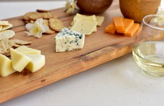 ყველის დაფა