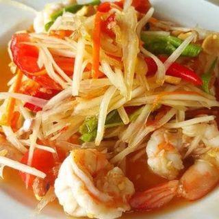 Papaya Salad In Thai Style (Som Tam)