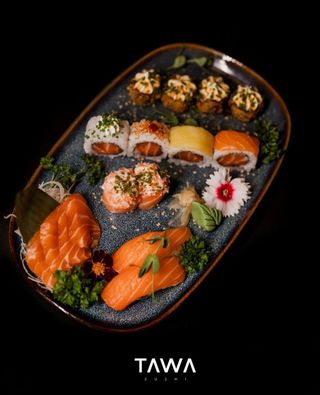 Salmon Lovers - 16 Uni