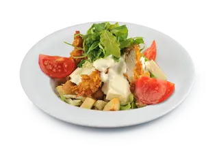 Salată cu piept de pui crispy