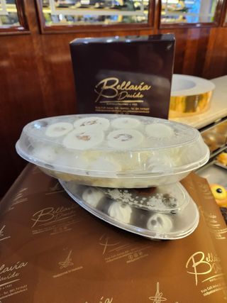 Torta profiterole al cioccolato grande