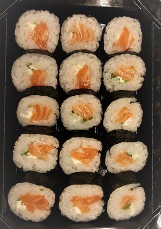 K22 Philadelphia Salmão Maki