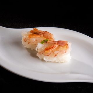14-Nigiri amaebi crudo