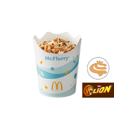 McFlurry® o smaku waniliowym Lion®  z polewą karmelową