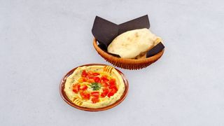 Starter hummus traditional i pita