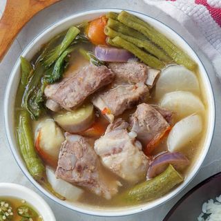 1. Ración De Sinigang