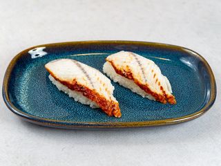 Nigiri z węgorzem 2 stz (90g)