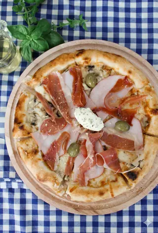Porto Montenegro pizza 24cm
