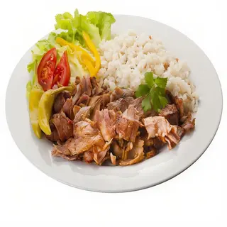 Plato doner kebab con arroz