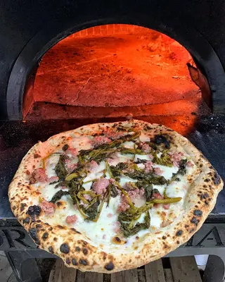 Pizza Salsiccia E Friarielli (33 Cm.)