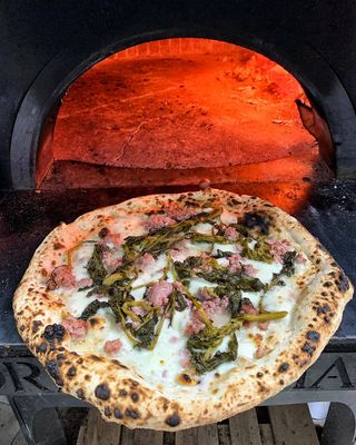 Pizza Salsiccia E Friarielli (33 Cm.)