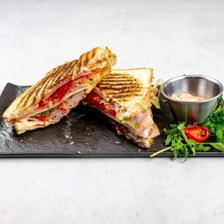 Toast stečajni obični