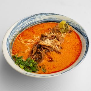 Tantanmen z szarpaną wieprzowiną
