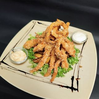 Pohovani pileći štapići sa pomfritom 250 gr