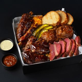 Бокс Томлене м'ясо (1400/160/160/80 г)