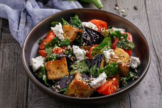 Хрустящие баклажаны с томатами