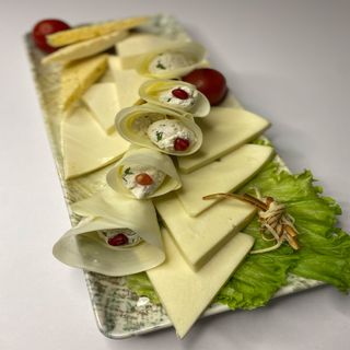 ყველის ასორტი