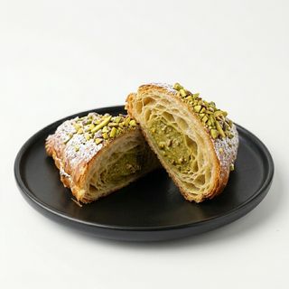 Pistachio Croissant