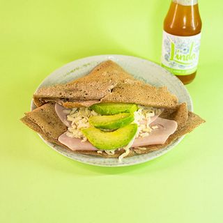 CREPE SALADO & BEBIDA