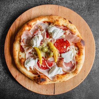 Pizza Meat Lovers 24cm