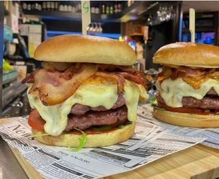 Combo hamburguesa deluxe