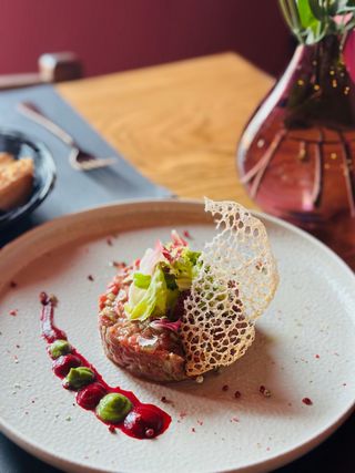 Biftec tartar à la Waterloo