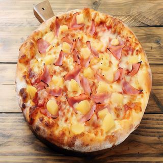 Pizza Hawaiana (30 Cm.)