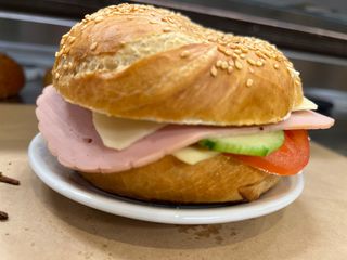 Бейгъл сандвич Рома Чикън  (300г)