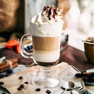 Café Maraschino - Eau Minérale