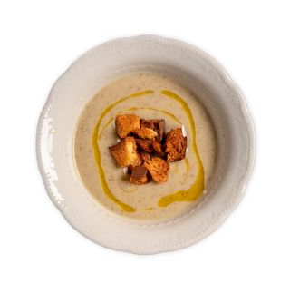 Vellutata di topinambur e olio alla salvia