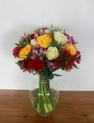 Ramo De Rosas Multicolor- Rainbow